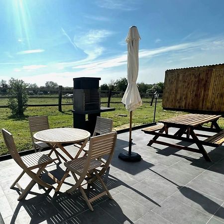 Le Clos De Baron Sur Odon, Un Havre De Paix. ภายนอก รูปภาพ